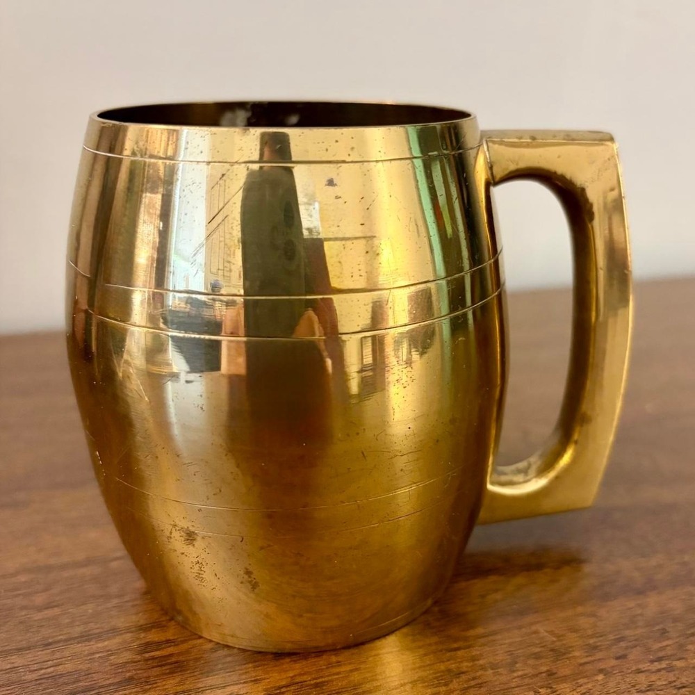 Brass mug with horizontal grooves' 12 oz